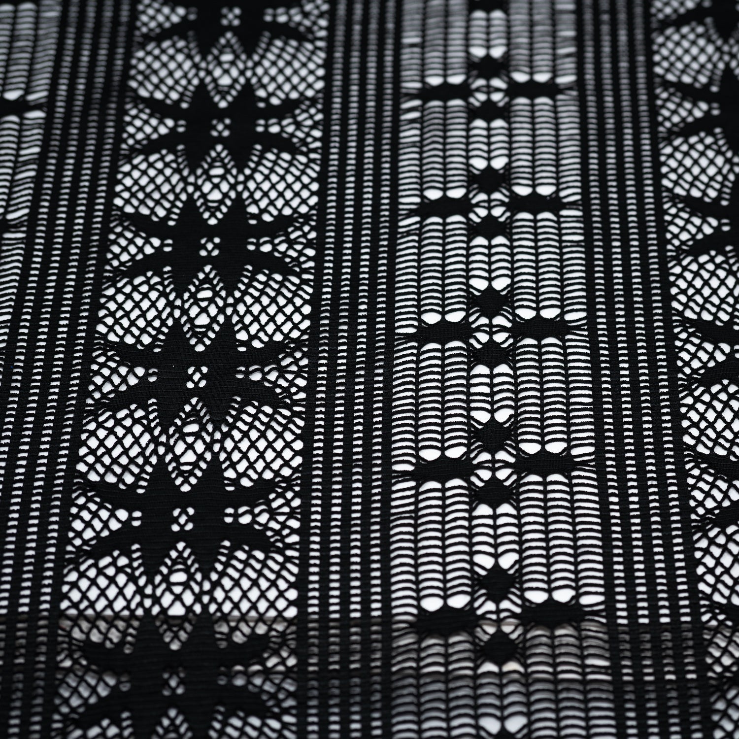 Cindy Knitted Stretch Lace Fabric | CDW