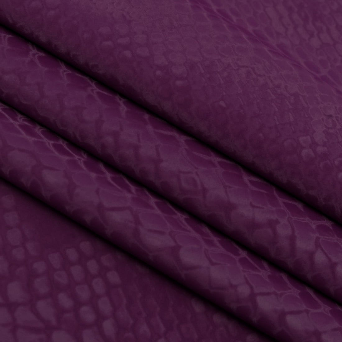 Serpent Polyester spandex Slick Vinyl Fabric | CDW